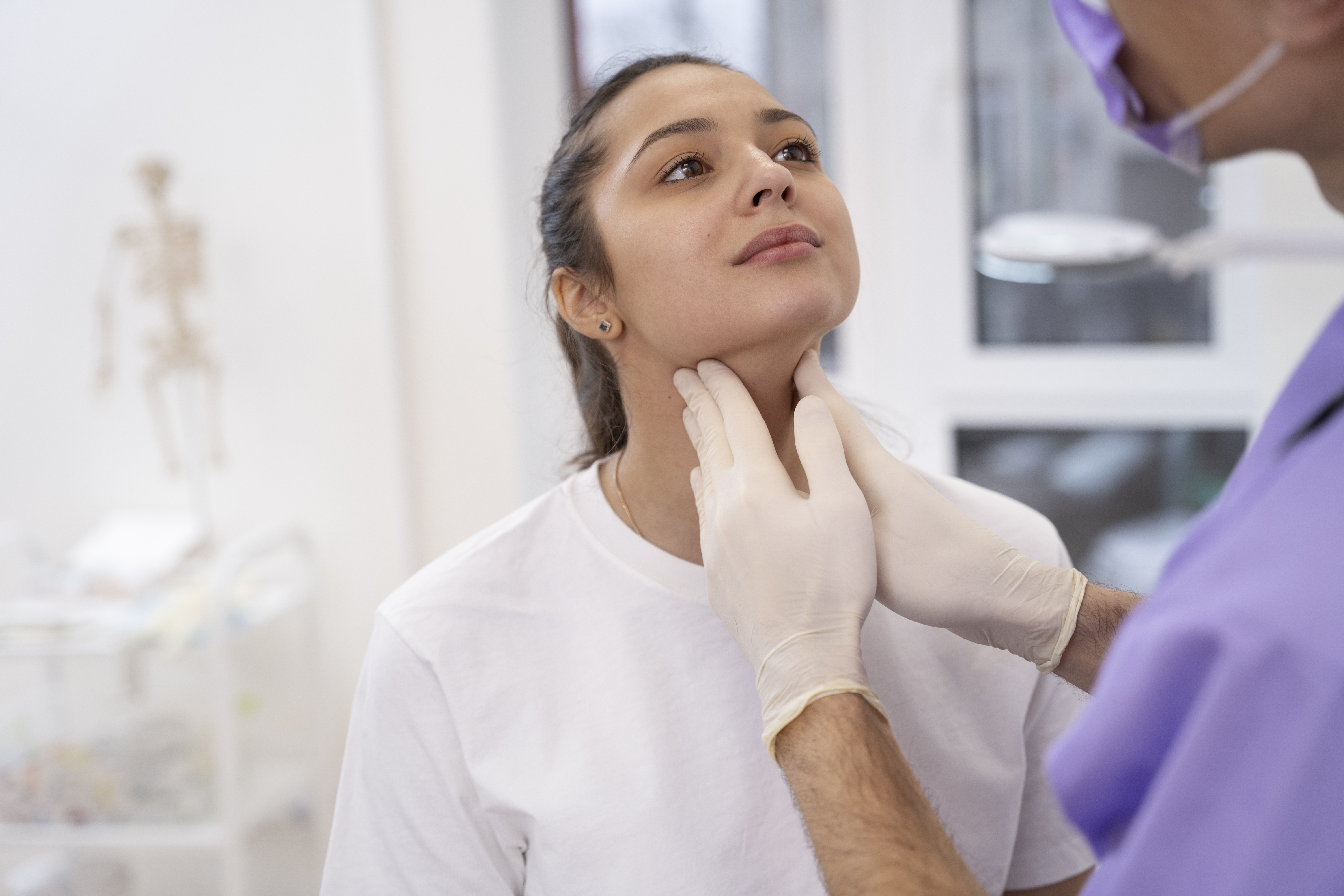 Non-Surgical Chin Augmentation vs Surgery: Which Is Better?