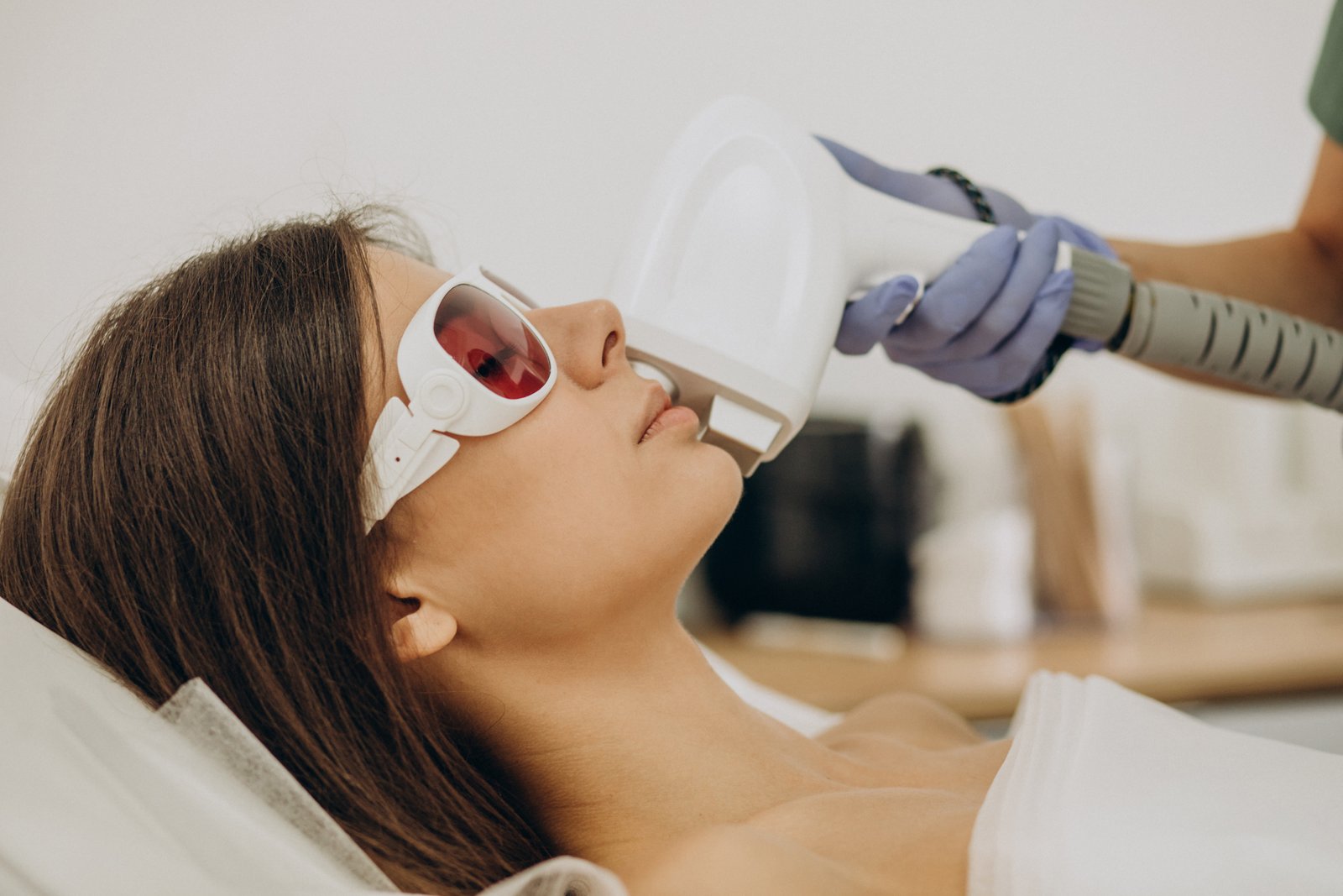 How Modern Laser Technology Makes Hair Reduction Safer and More Effective
